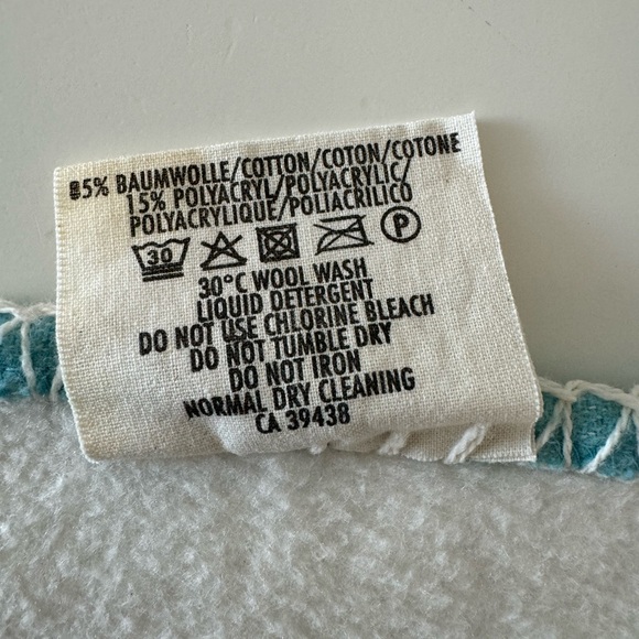 David Fussenegger Cloud Baby Blanket - Picture 4 of 4